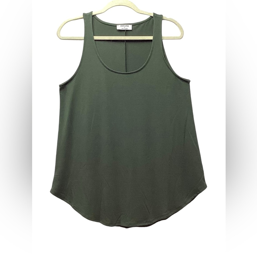 Zenana relaxed fit tank Deep army green. Size Large